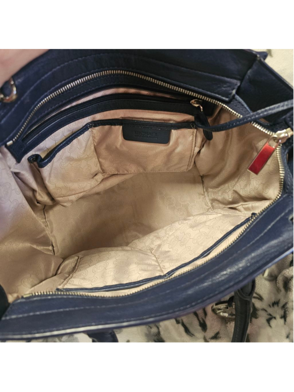 Michael Kors Sutton Medium Navy Blue Leather Satchel - Excellent Condition - Picture 10 of 10